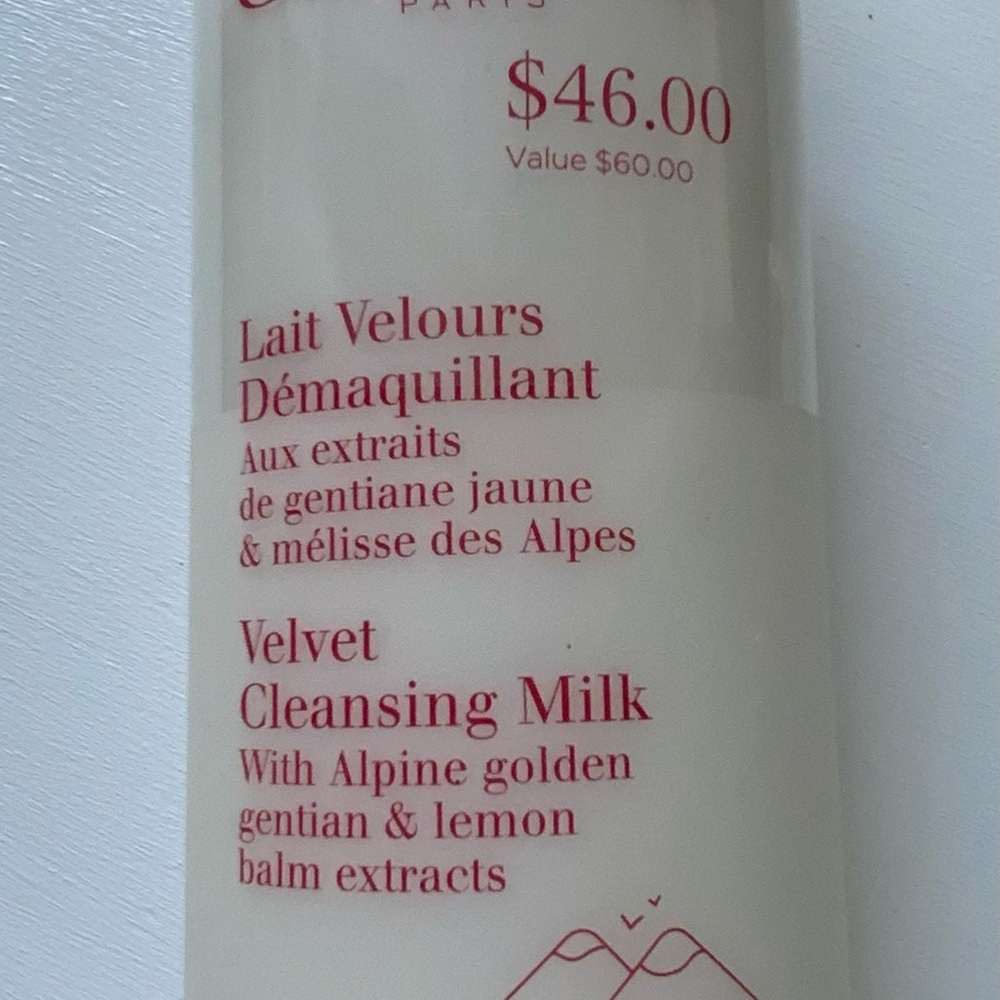 Clarins Velvet Cleansing Milk